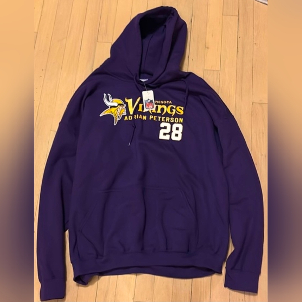 2XL Adrian Peterson 28 Minnesota Vikings Brand New with Tag Sweatshirt